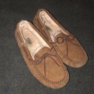 UGG Dakota Slipper